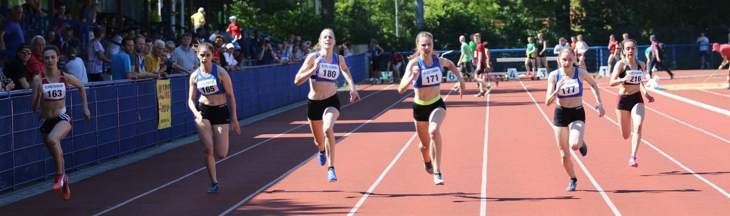 Kopfbild Leichtathletik Lauf Gruppe